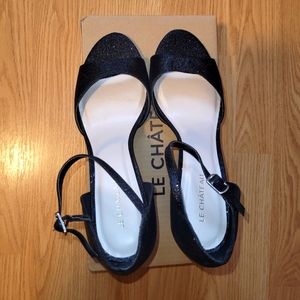 Le Chateau size 9 block heel black with sparkles